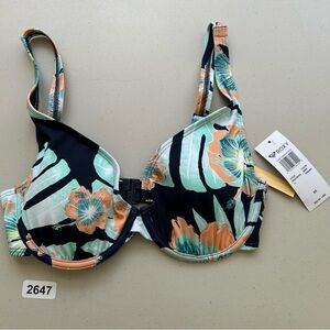 Roxy womens Classics Solid Beach Classics Underwire D Cup Size XS New